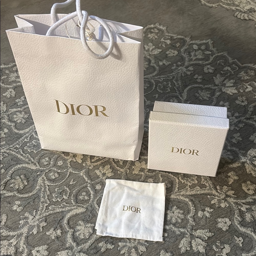 Authentic Dior Packaging